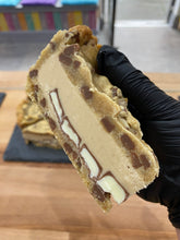 Load image into Gallery viewer, Full Kinder Cookie Pie