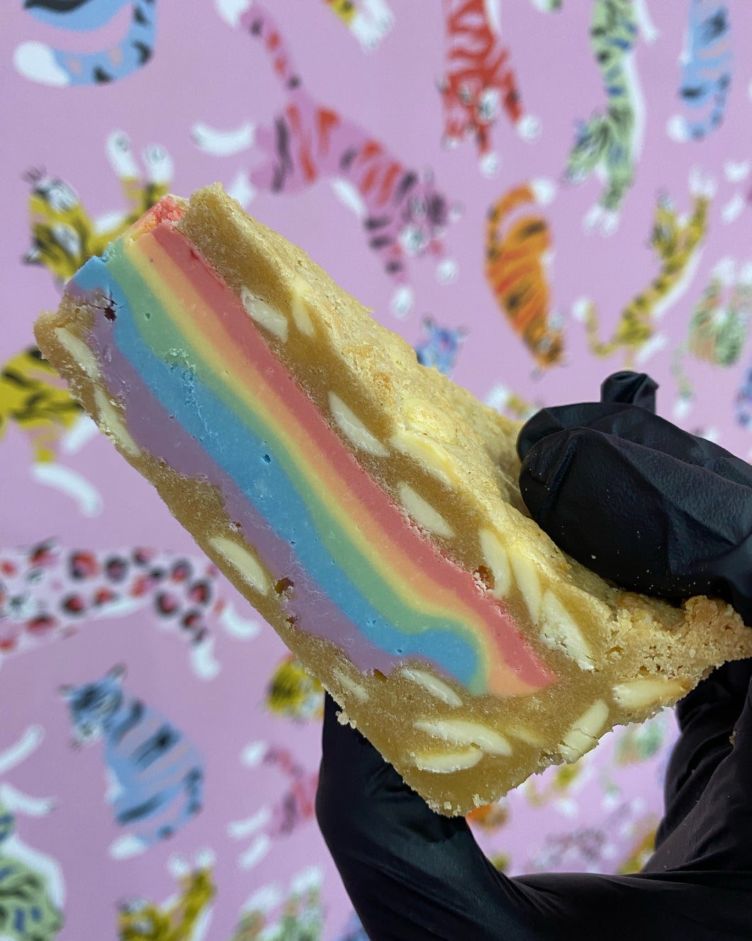 Full Rainbow Cookie Pie